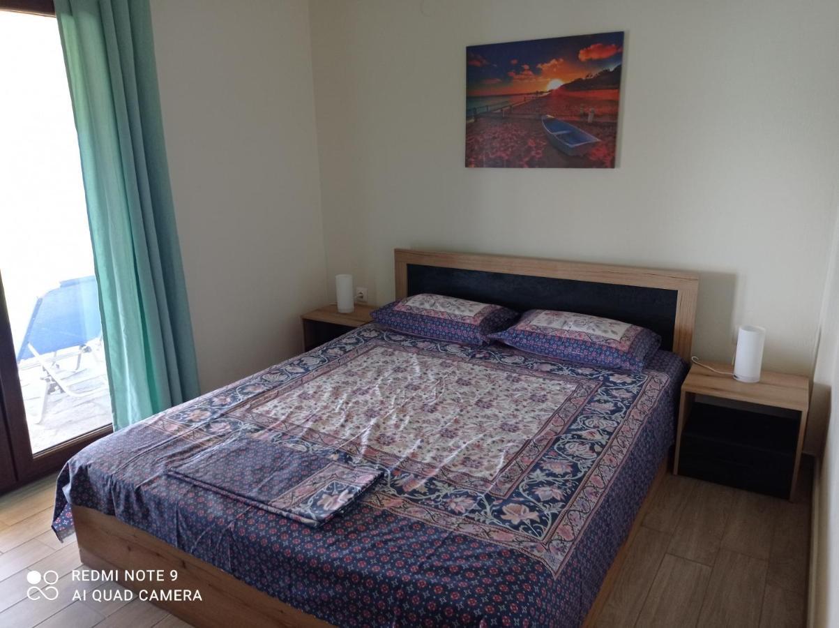 Sunset Apartment 埃帕诺米 外观 照片